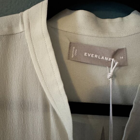 ✨ Everlane 100% Silk Mint Green Blouse - Size 14 ✨ - 0072 - Picture 5 of 5